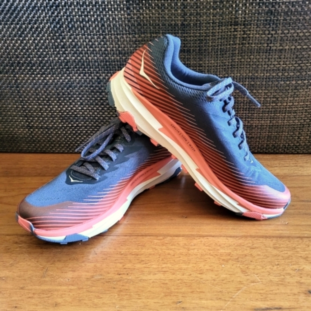 *NEW Hoka One One Blue and Pink Running Shoes